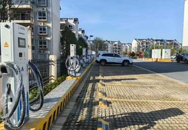 720kw液冷充电主机充电枪功率及充电？榈瘸＜侍(图1)