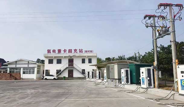 【重卡电动先锋】云顶集团300-400kW重卡充电桩：亮点与应用典范(图6)