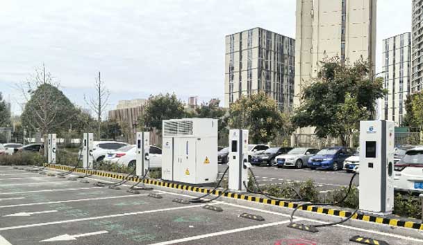 宜昌首批全液冷超充站投入运营，云顶集团助力高质量充电基础设施建设(图2)